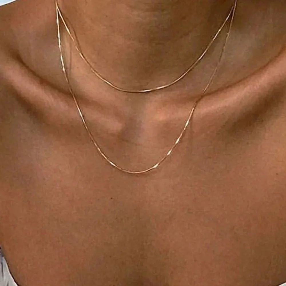 Elegant Gold Necklace for Women A1420